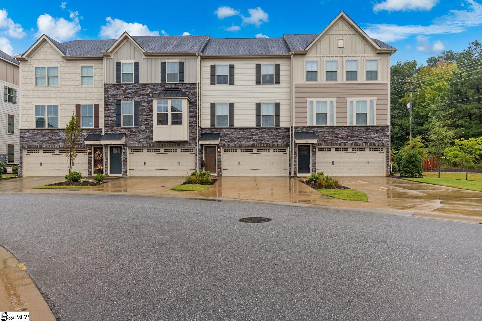 Roam Buy 115 Eagle Wood Dr, Greenville, SC with a 2.5 mortgage included.