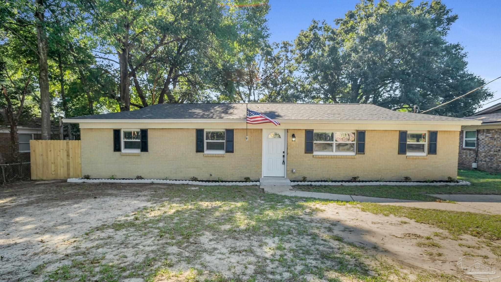 Roam Buy 7085 Ben Sasser Dr, Pensacola, FL with a 4.75 mortgage