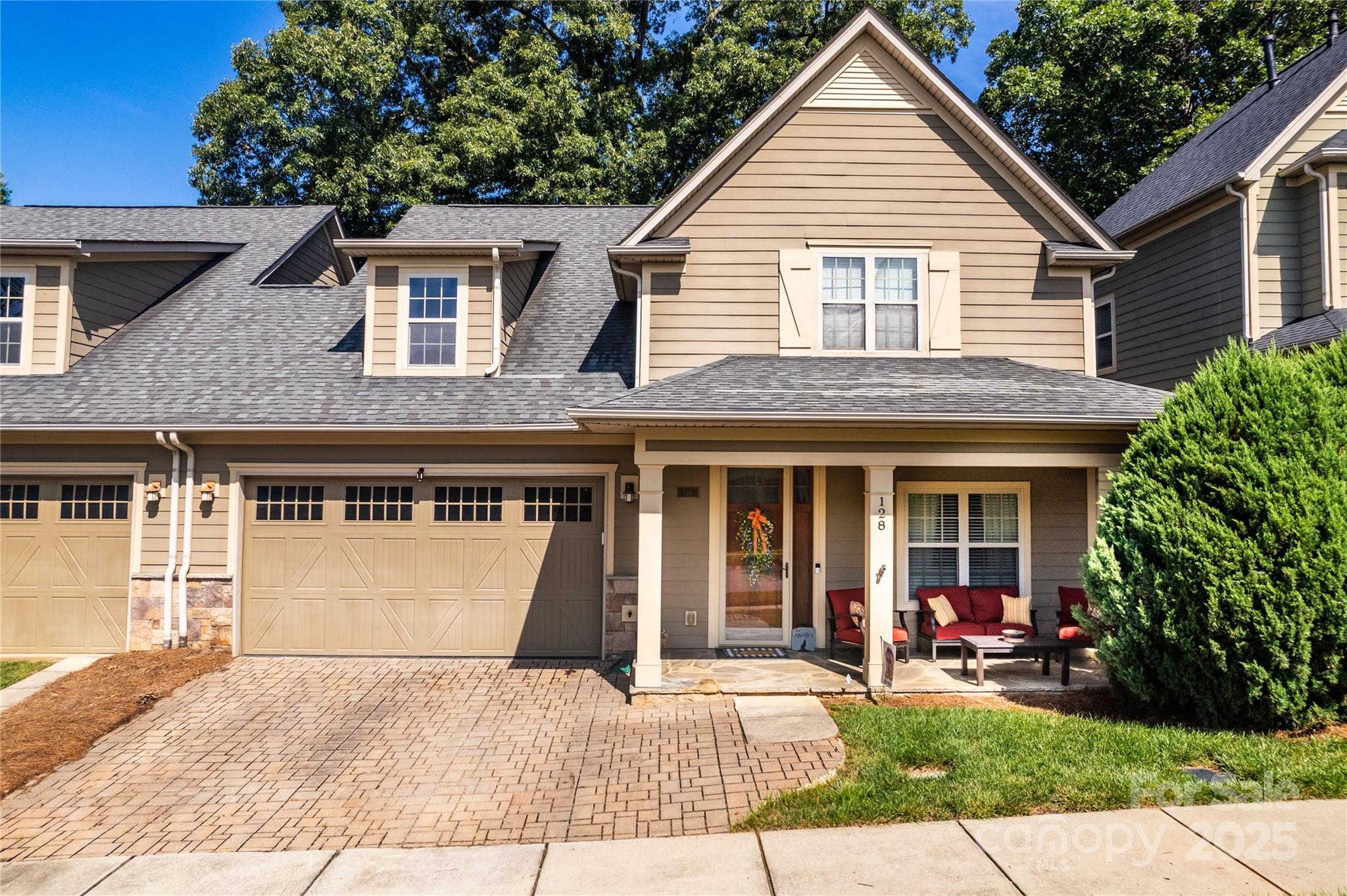 Roam | 128 Aztec Cir, Mooresville, NC, 28117