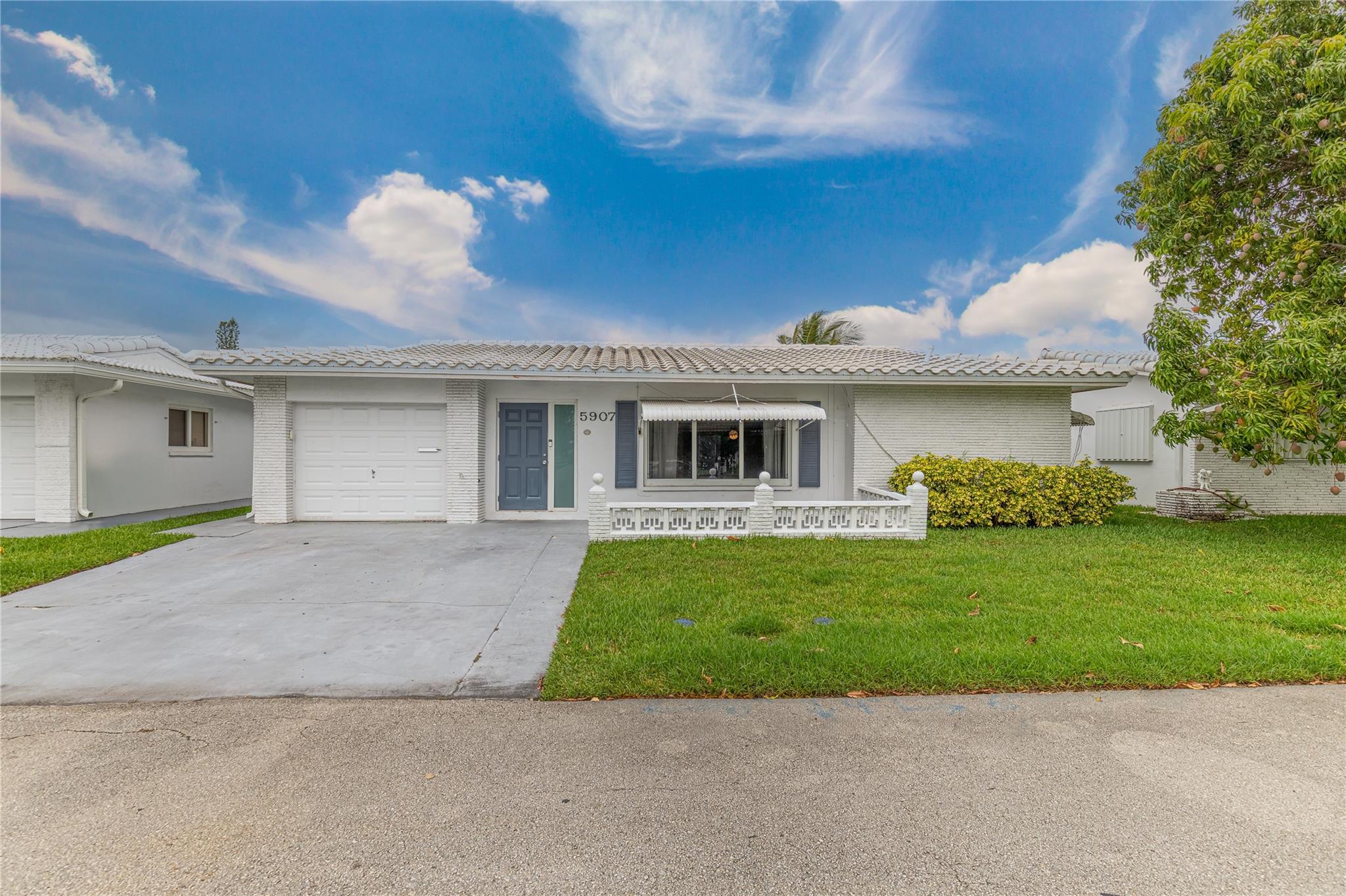Best HD Pictures about  8245 North Florida Avenue  with No AI Images