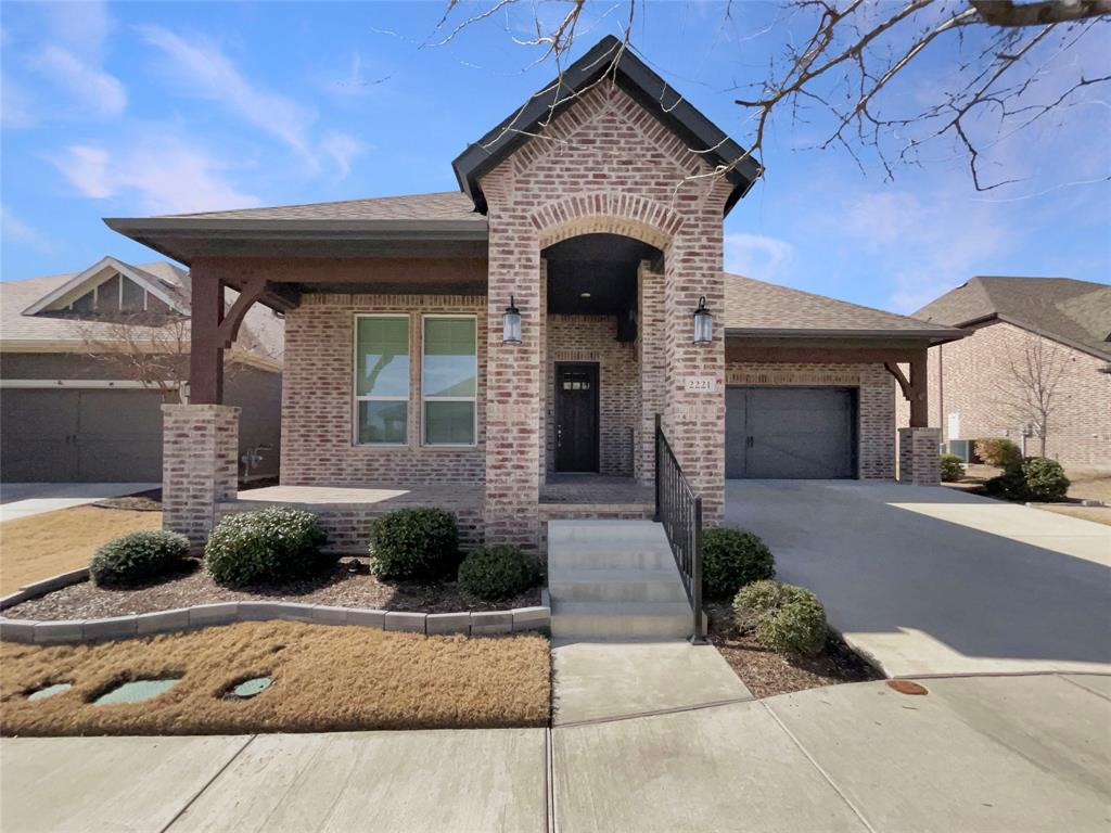 Roam | 2221 Laguna Dr, Rowlett, TX, 75088